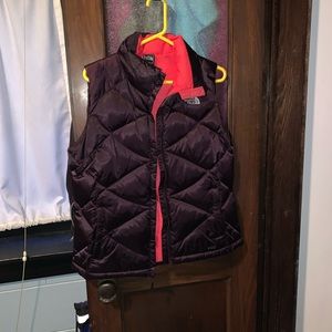 Women’s North Face Puffy Vest